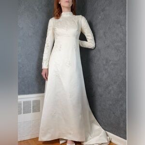 Vintage 1960s Bianche Wedding Dress – Designer Ivory Satin, Empire Waist, Size 2
